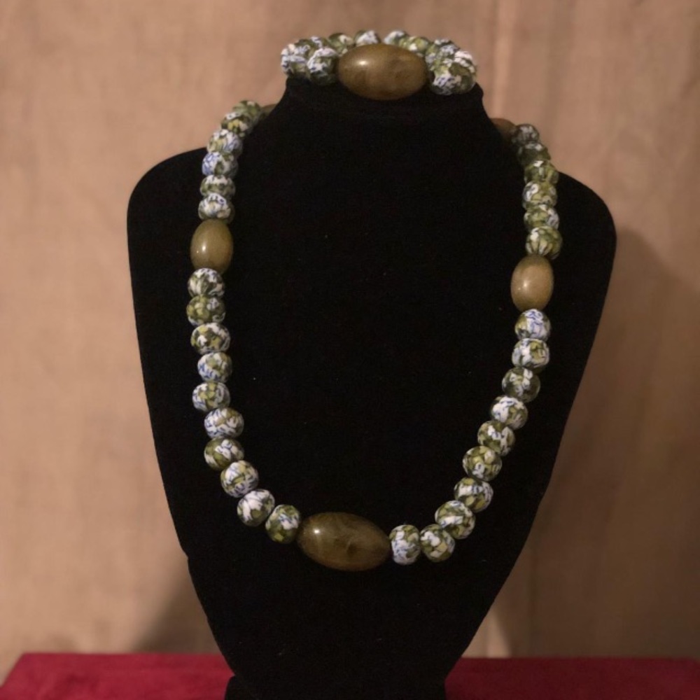 3 PCs African beads -necklace,bracelet, earrings